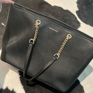 Michael Kors tote bag, barely used